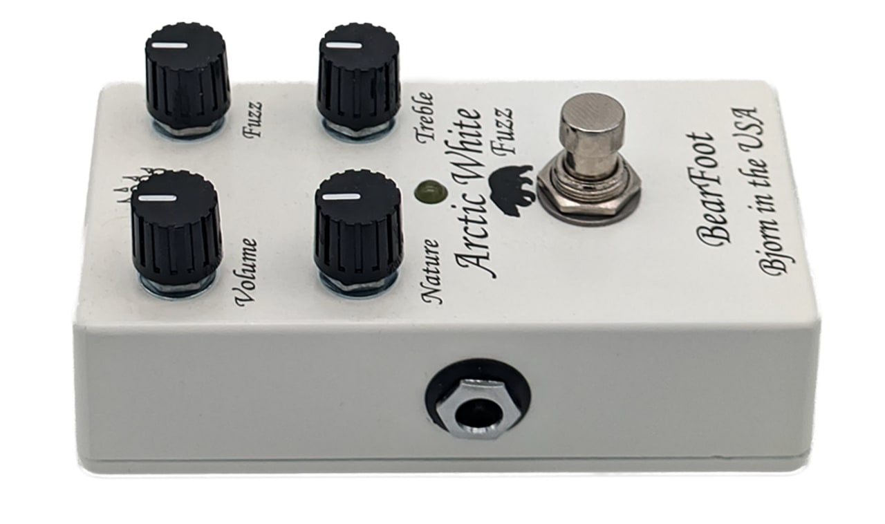 Bearfoot FX Arctic White Fuzz V2 Bjorn Juhl Design, Pedalboard Friendly Silicon Fuzz!
