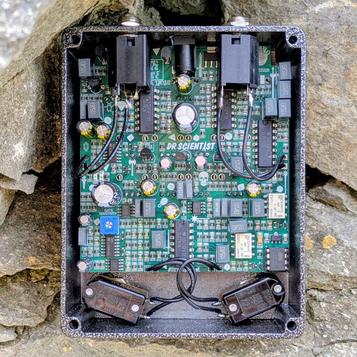 Dr. Scientist DUNGEON CRAWLER(Lowest Serial Numbers In Stock 2 Thru 6)Features A Ton Of Gain, A Ton Of Pick Attack, Deep EQ Controls, Clean Blend & Slick Noise Gate
